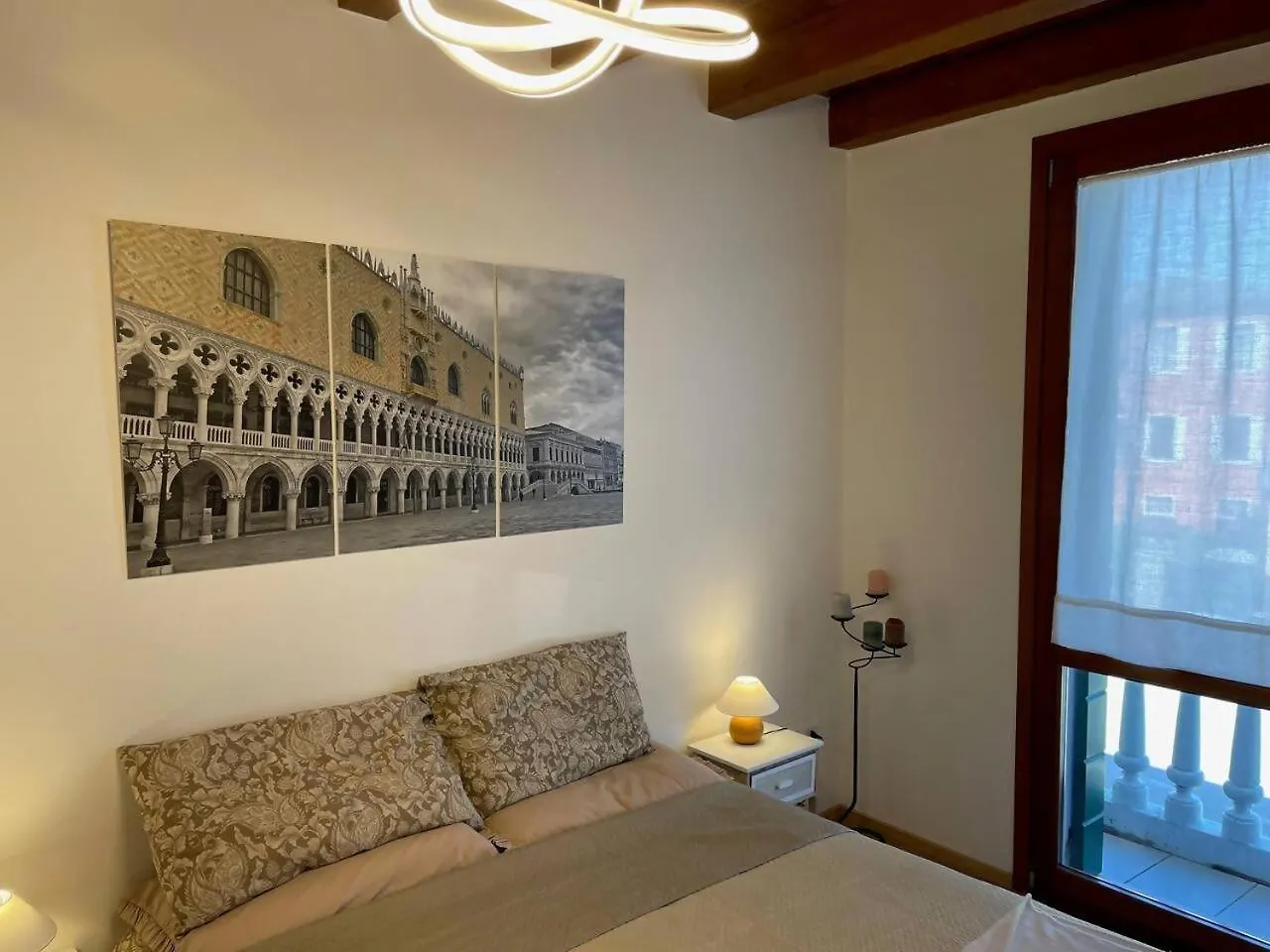 Ca Vellione Cozy Apt Noale contacts